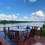 Tervetuloa Nauttimhaan Puhtaasta Luonnosta Pelhoon Chalet *