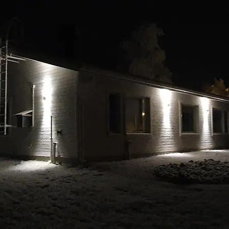 Tervetuloa Nauttimhaan Puhtaasta Luonnosta Pelhoon Chalet *