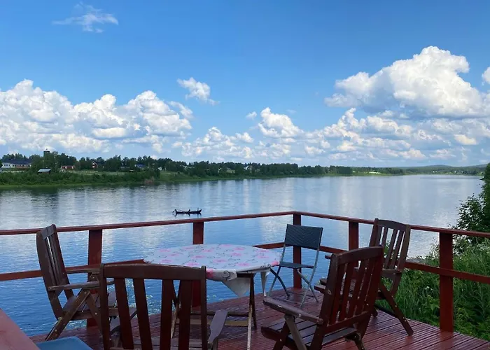 Tervetuloa Nauttimhaan Puhtaasta Luonnosta Pelhoon Chalet *